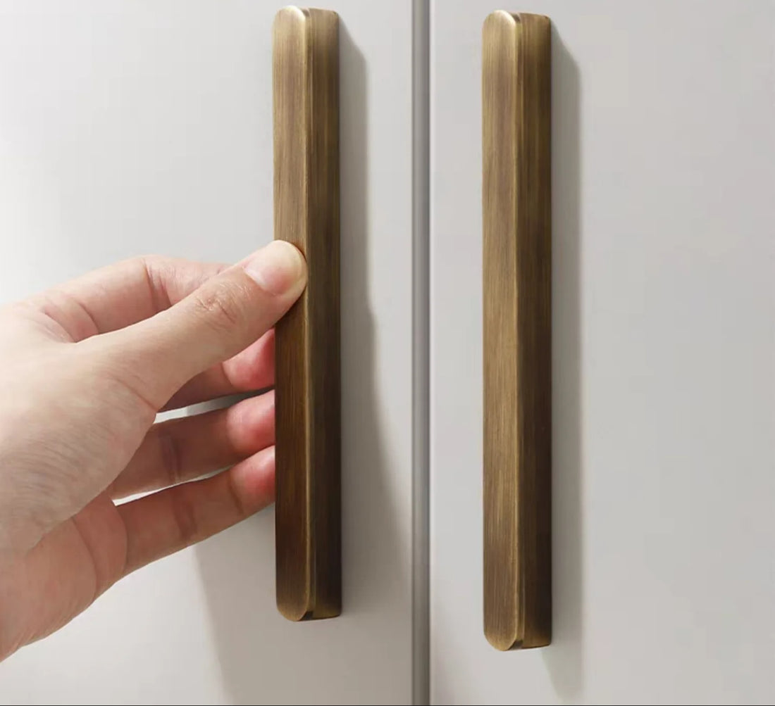 HAVANA antique brass D-profile cabinet bar pulls in multiple sizes — kitchen and dresser handles