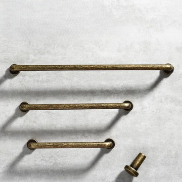 Antique Bronze Cabinet Pulls & Knobs