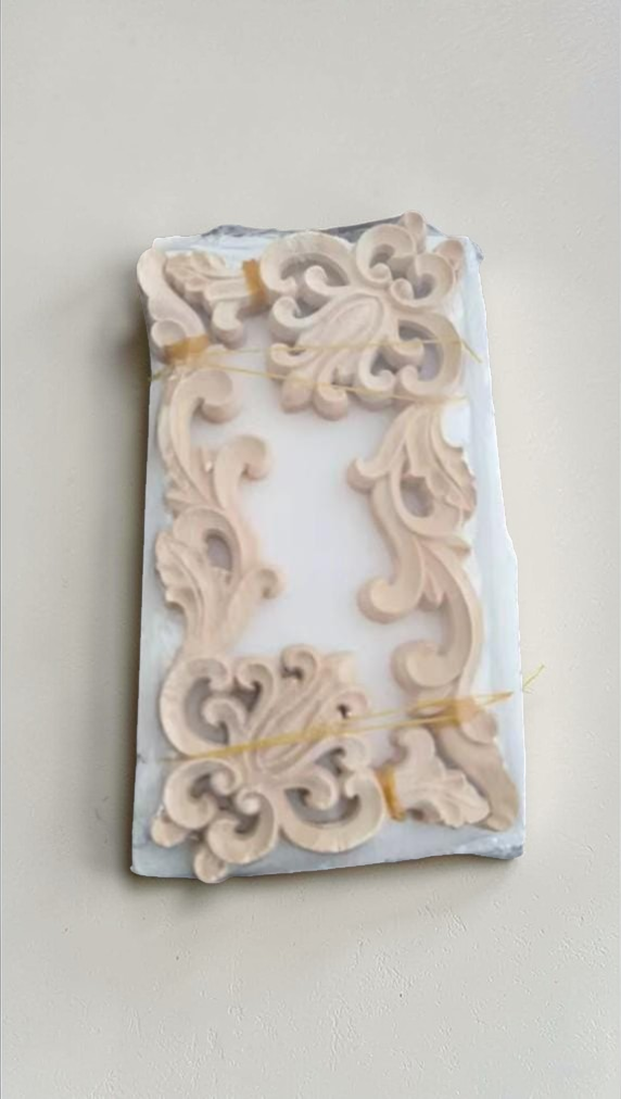 20x10cm classical acanthus leaf wood carved corner applique for cabinet decoration.
